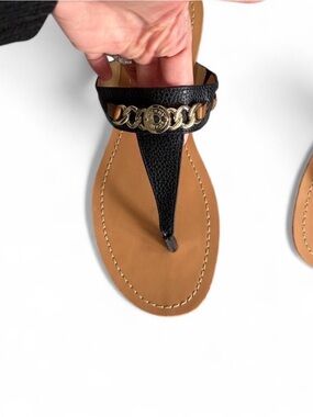 Tommy Hilfiger Black and Tan Leather Chain Thong Sandals